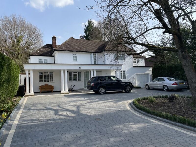 London: George Michael Tour by Black Taxi - Exploring George Michael’s London in Detail