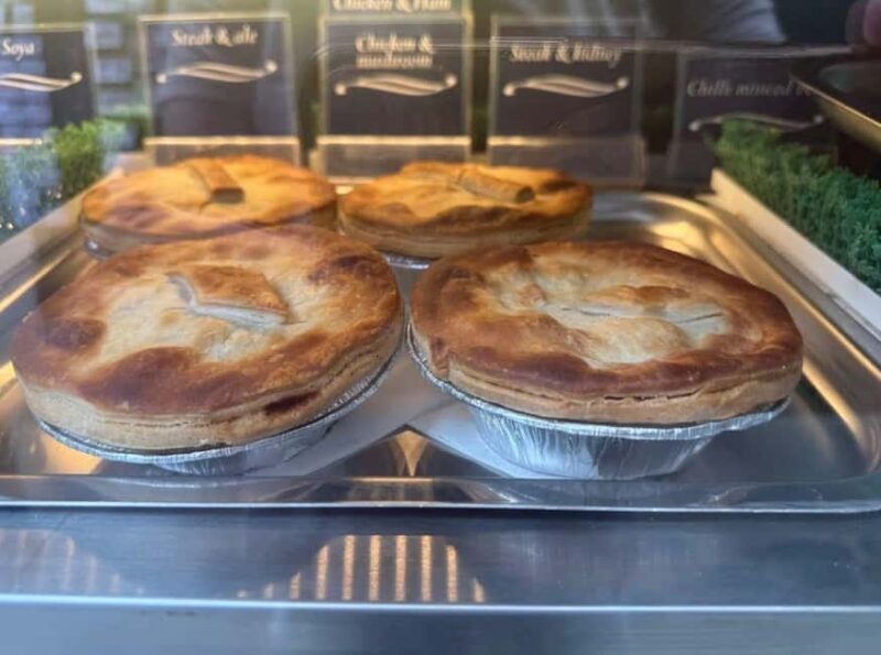 London: Greenwich Pub Crawl with Beer and Dinner Option - Exploring Greenwich Through a Pub Crawl: A Thorough Review