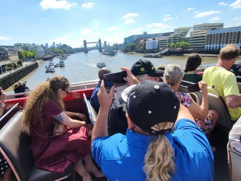 London: Guided Sightseeing Tour on a Vintage Open-Top Bus - Final Thoughts
