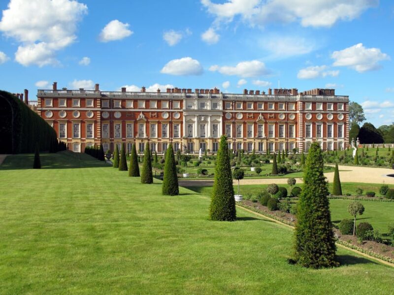 London: Hampton Court Palace Private Tour with Train Option - Key Points