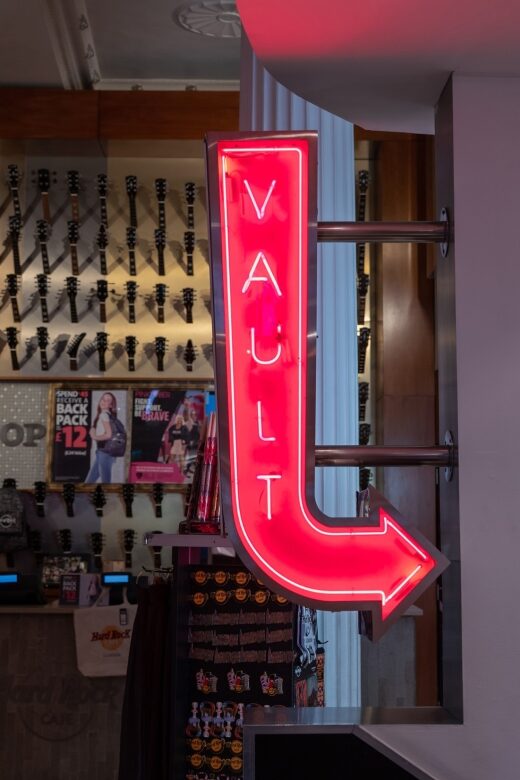 London: Hard Rock Walking Tour with Optional Lunch - Final Thoughts