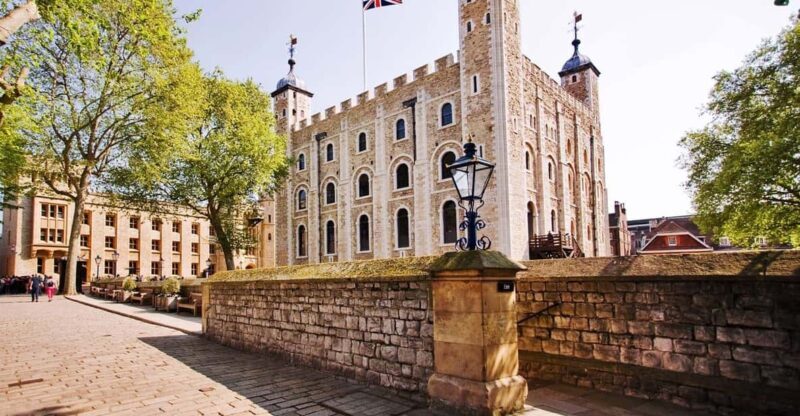 London: Harry Potter Tour, Tower of London & River Cruise - Transportation and Practicalities