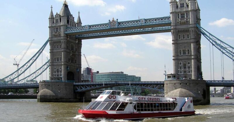 London: Harry Potter Walking Tour and River Thames Cruise - An Engaging Introduction to London’s Harry Potter World