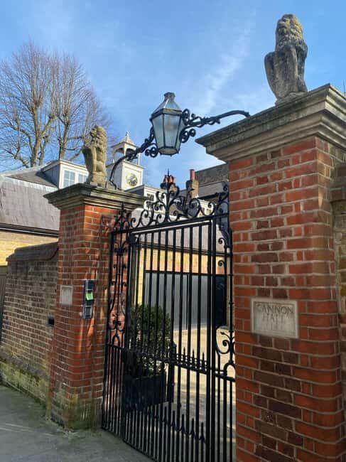 London: Historic Homes of Hampstead Village Walking Tour - Exploring Hampstead’s Unique Charm