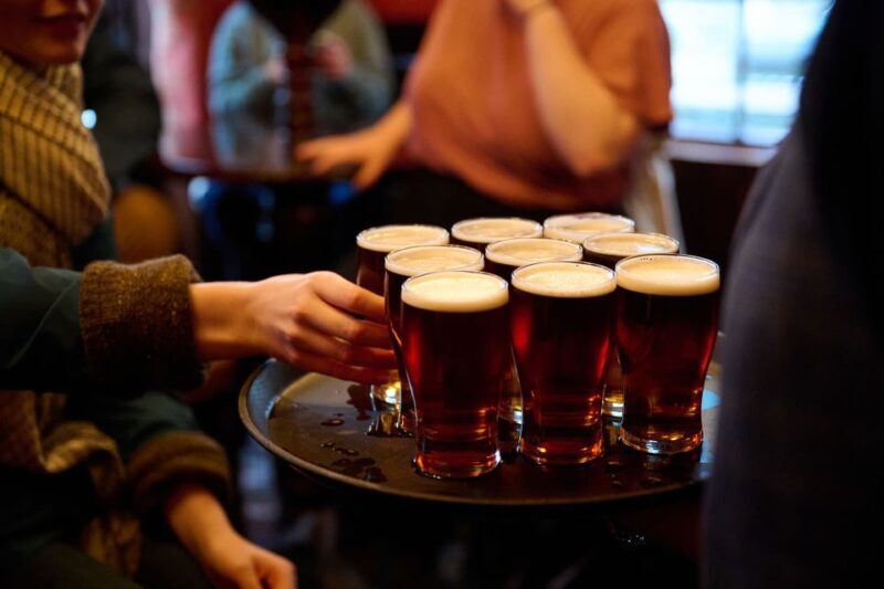 London: Historic Pubs, British Ales & Classic Dishes - Authenticity and Guides: Why They Matter