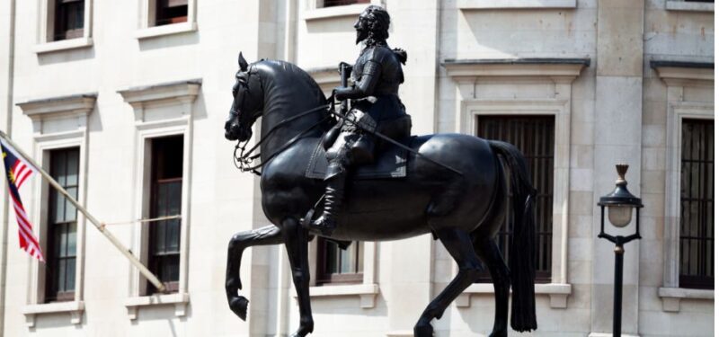 London: Historical Walking Tour in Westminster with an APP - Authentic Insights from Other Travelers