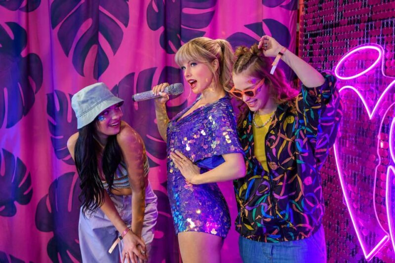 London: Hop-on Hop-off Bus Tour and Madame Tussauds Ticket - Key Points