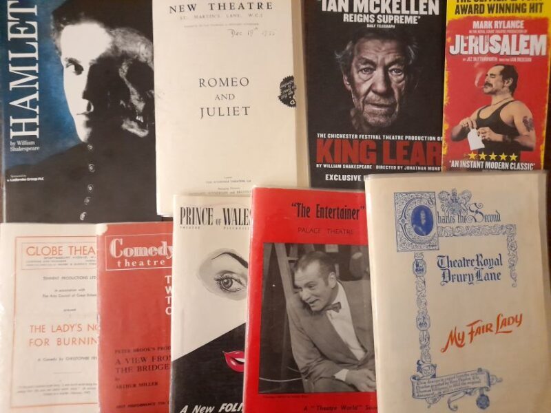 London: Iconic Theatres Walking Tour - What You’ll Experience Step-by-Step