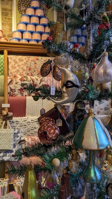 London: Independent Shops - Gifts and History - Discover London’s West End: Independent Shops, Gifts, and History