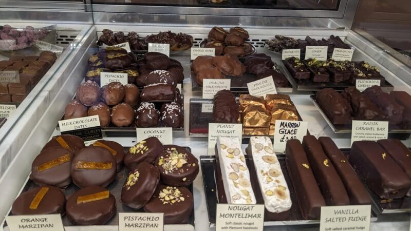 London: Independent Shops - Gifts and History - The Value of This Tour