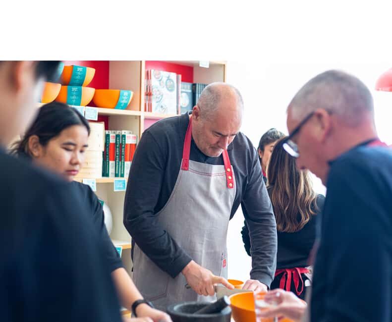 London: Intro to Vietnamese Cooking Class with Wine - An In-Depth Look at the Experience