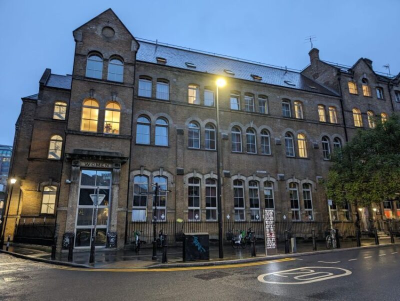 London: Jack the Ripper Tour in Spanish - What’s Included and Practical Considerations