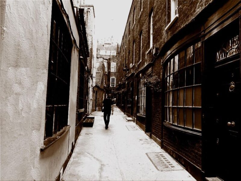 London: Jack the Ripper Walking Tour - Who Should Consider This Tour?
