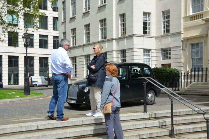 London: James Bond Shooting Locations Tour by Black Taxi - FAQ