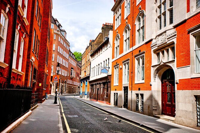 London Local Fashion Designers Shopping Tour with a Stylist - Who Will Love This Tour?