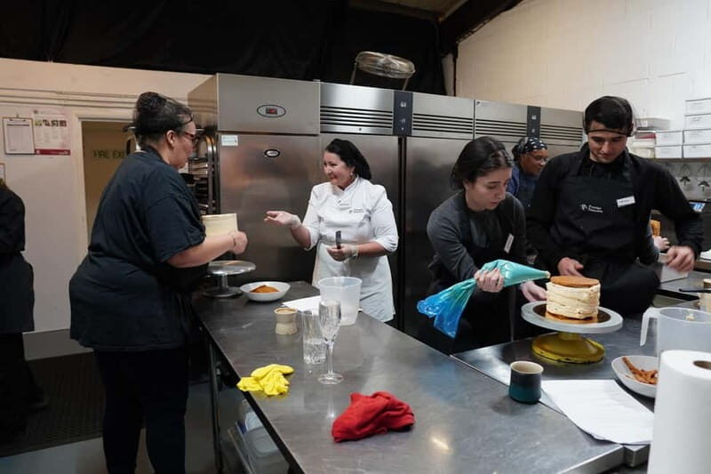 London: Medovik Cake Masterclass with Prosecco - Who Will Love This Experience?