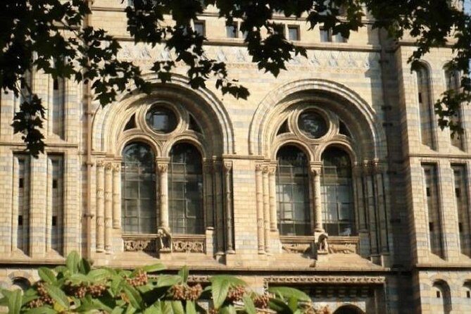 London Natural History Museum Private Tour for Kids & Families - A Closer Look at the Tour Experience
