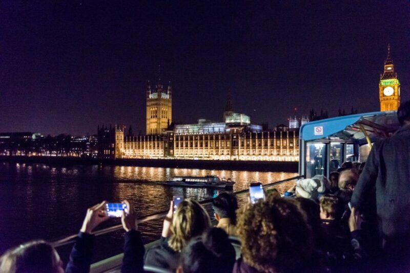 London: Nighttime Open-Top Sightseeing Tour with Live Guide - A Detailed Look at the Experience