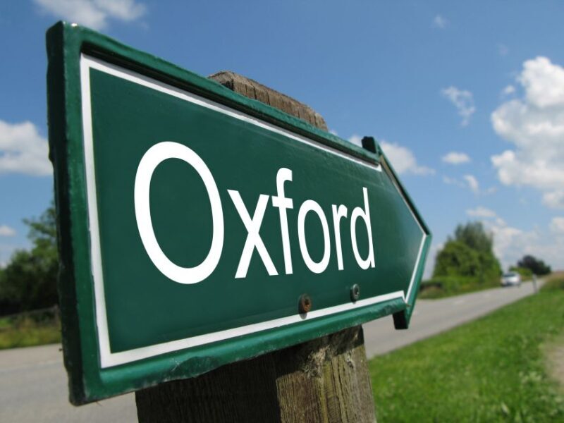 London: Oxford, Stratford, Cotswolds, and Warwick Day Trip - FAQ