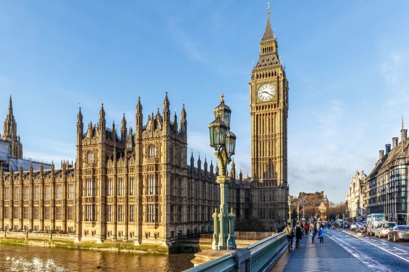 London: Palaces and Parliament Walking Tour - Practical Tips for a Smooth Experience