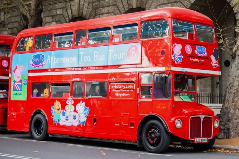 London: Peppa Pig Afternoon Tea Bus Tour with Audio Guide - An Overview of the Tour Experience
