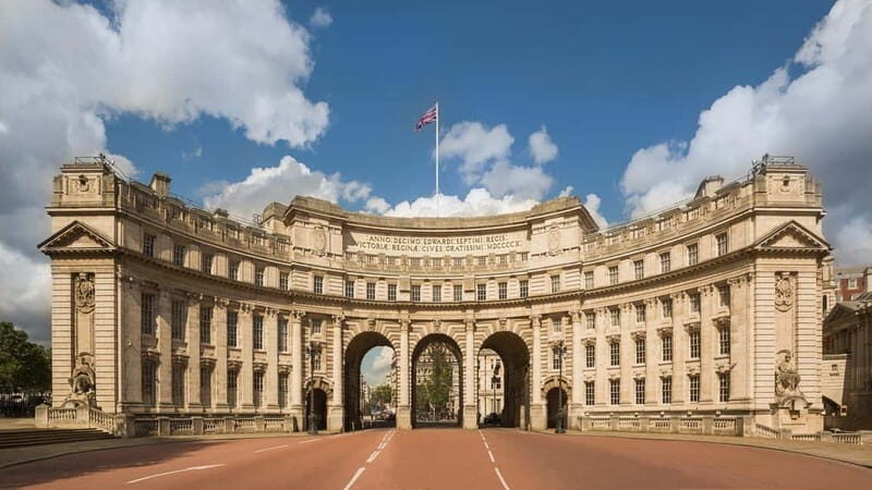 London: Premium 20+ Sights Tour with Expert Local Guide - Who Is This Tour Best For?