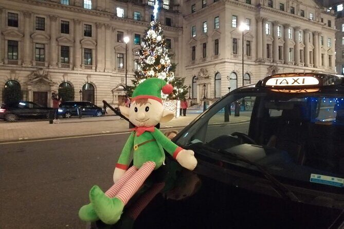 London Private Christmas Lights Taxi Tour with Pick Up - The Experience in Detail