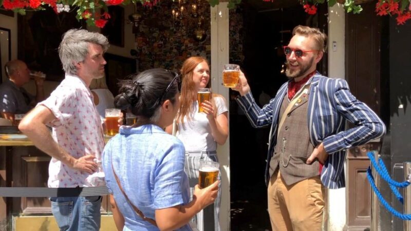 London: Private Secret Pub Walking Tour + beer all inclusive - FAQ