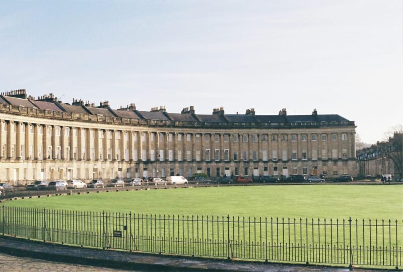 London: Private Tour of Bath with Guide and Transfer - The Rooftop of Thermae Bath Spa: Modern Wellness