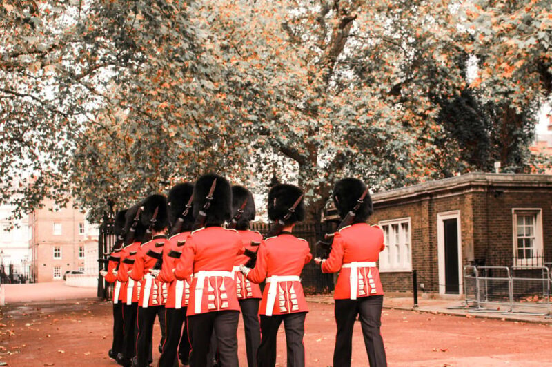 London Private Tour: Westminster Abbey and Guard Change - Who Should Book This Tour?