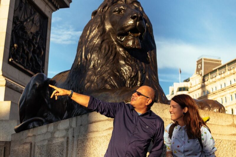 London: Private Tour with Locals  Highlights & Hidden Gems - An Introduction to the Tour Experience