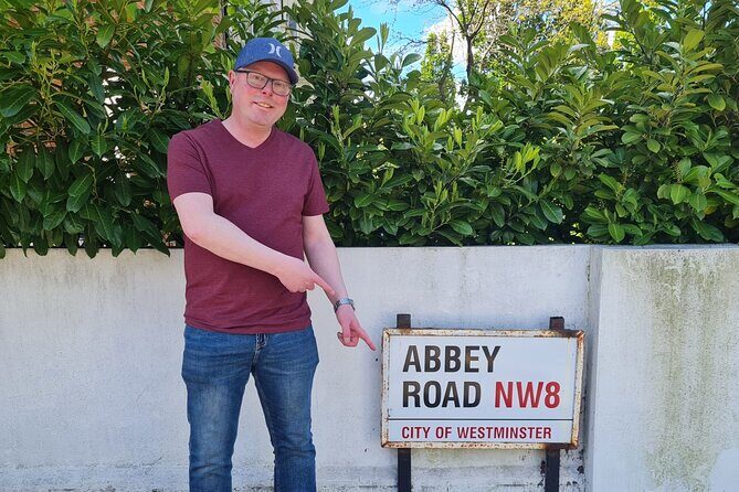 London Rock N Roll Beatles Private Black Cab Tour - Stop 4: Savile Row