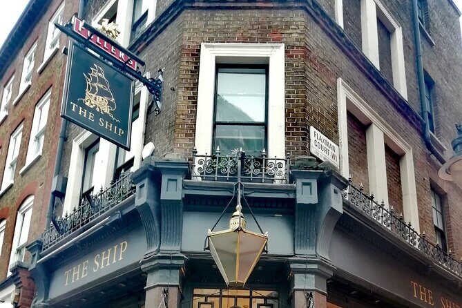 London Rocks! Private Music Walking Tour in Soho 2hrs - FAQ