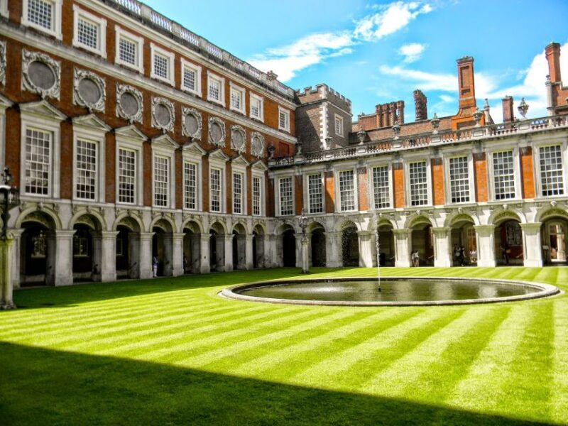 London: Royal Hampton Court Guided Tour with Afternoon Tea - A Deep Dive into the Experience at Hampton Court Palace