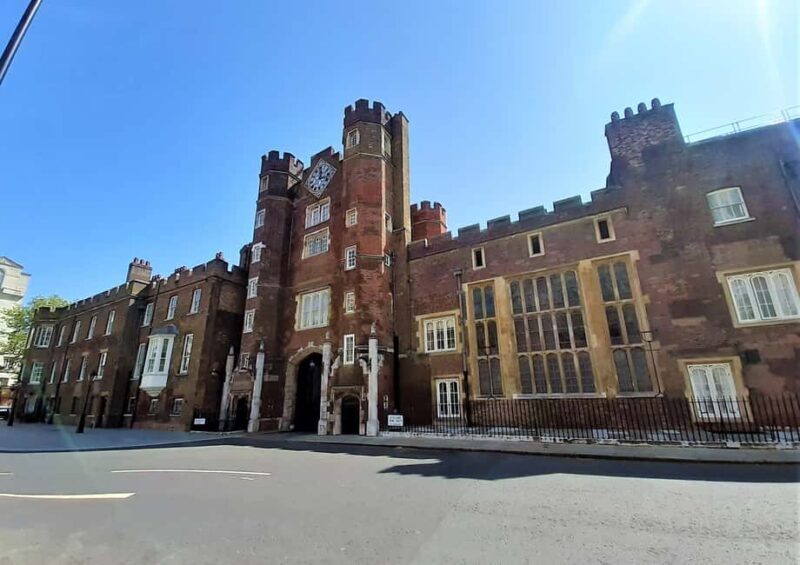 London: Royal Rascals and Scandalous Sovereigns Walking Tour - FAQ