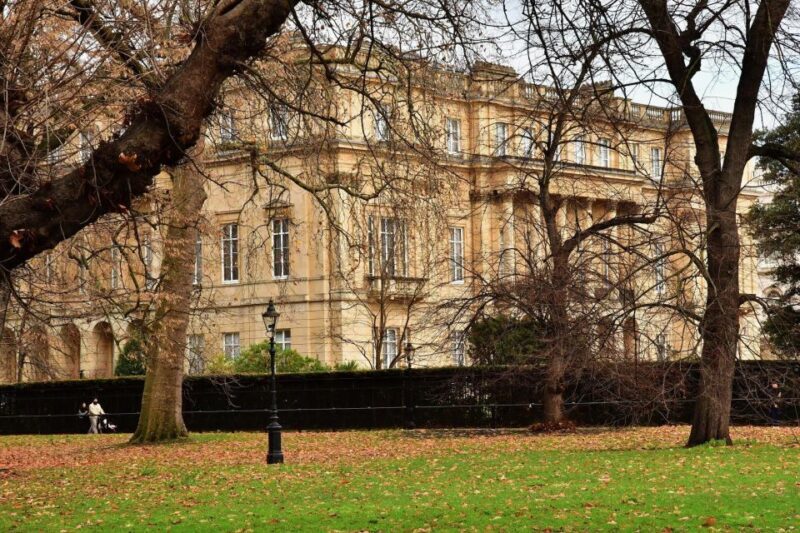 London: Royal Tour w/ timed entry to Buckingham Palace Entry - Authentic Insights from Past Participants