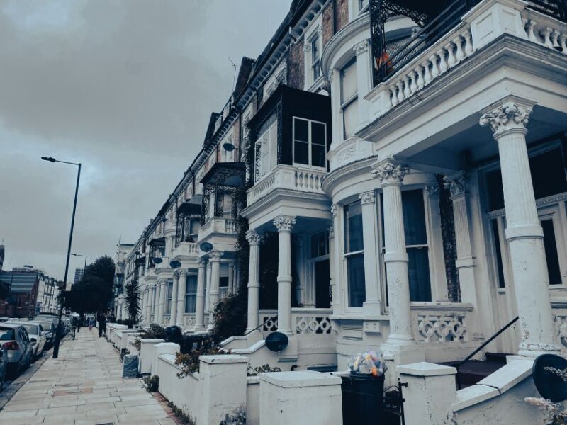 London: Secrets of Freddie Mercury Tour with a Cocktail - FAQs