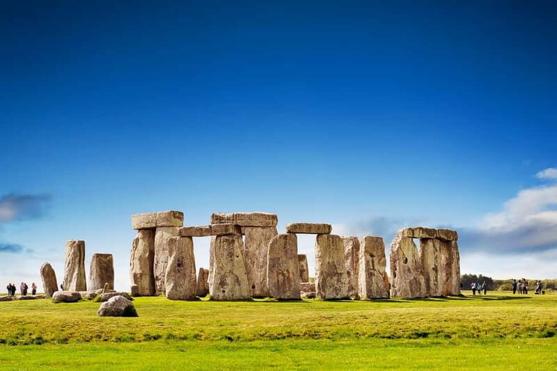 London: Small Group Stonehenge and Bath Tour & Secret Site - The Drive & Stonehenge