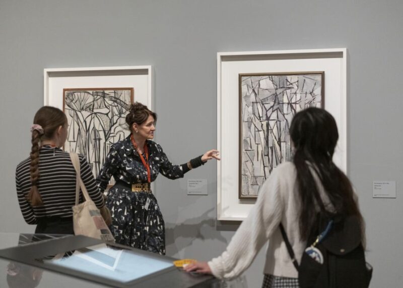 London: Tate Modern Official Guided Tour - Key Points