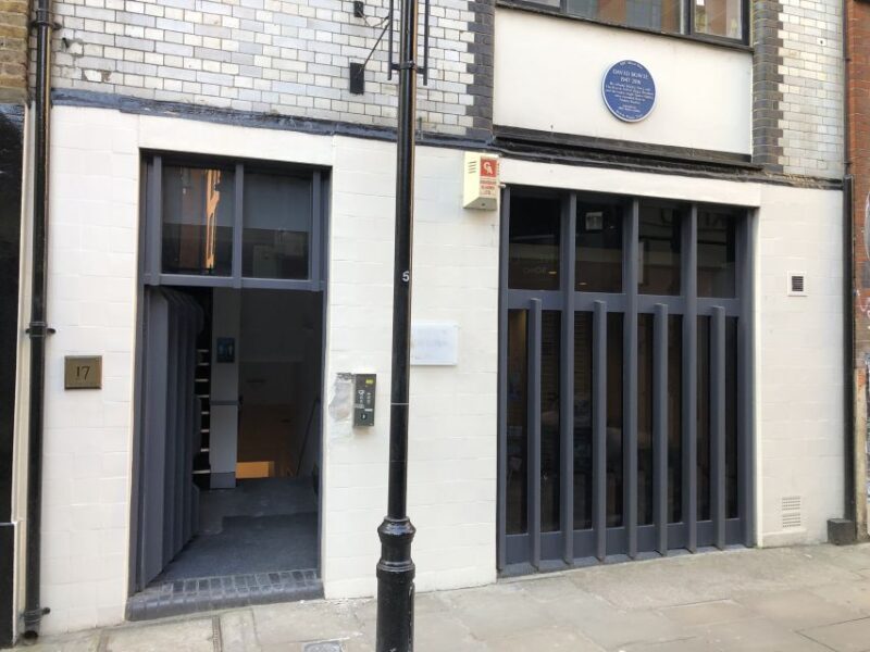 London: The Beatles Walking Tour of Soho and Mayfair - Key Points