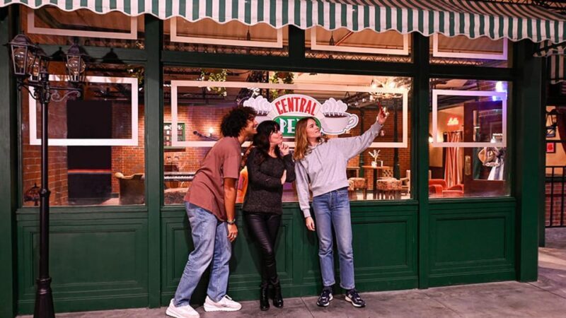 London: The FRIENDS Experience Entry Ticket - In-Depth Review of The FRIENDS Experience in London