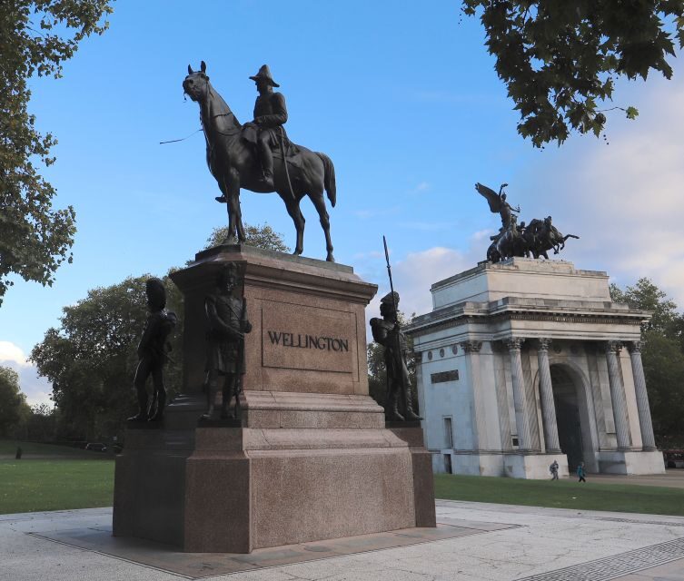 London: Three Palaces Walk & Tea at Kensington Palace - An In-Depth Look at the London Royal Tour