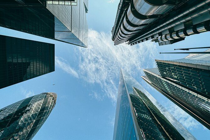 London through the lens: Iconic photo spots, hidden gems & food. - Exploring London through the lens