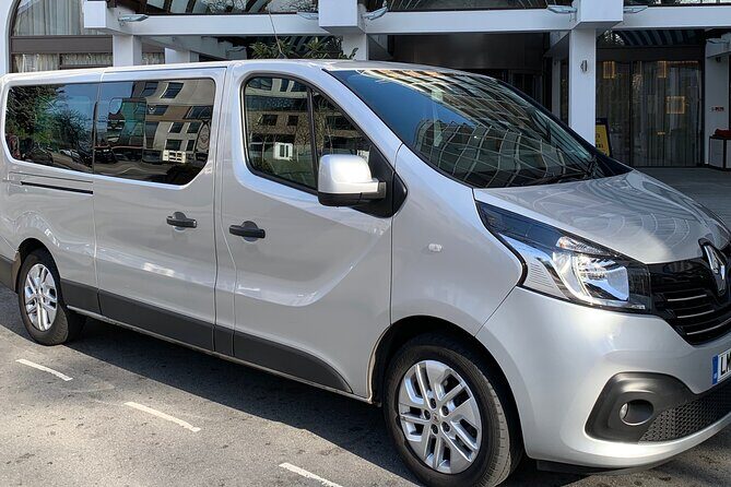 London to Heathrow Airport in a Private Minivan - Key Points