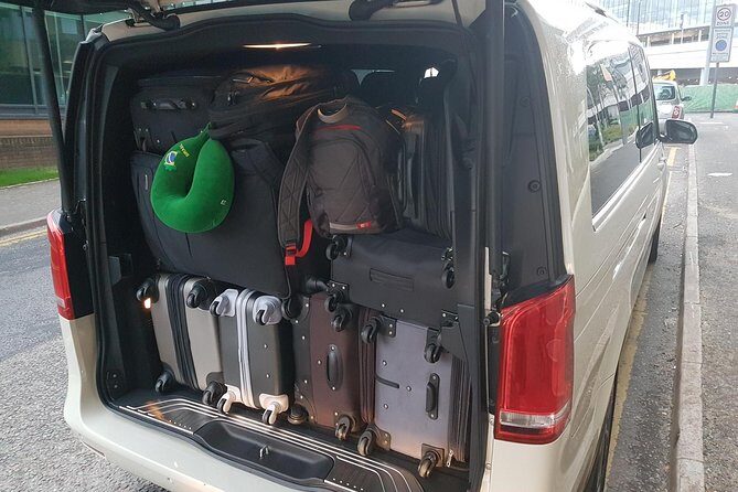 London to Southampton Cruise Terminal/Hotel with Stopover at Stonehenge - An In-Depth Look at the Experience