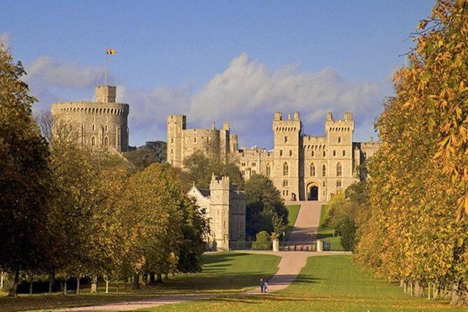 London to Stonehenge and Windsor Castle Including Entrance Tickets - Who Should Consider This Tour?