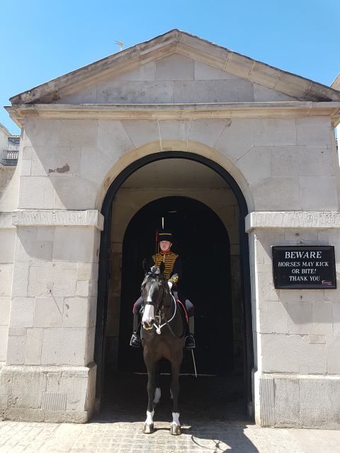 London: Top 30 Sights Tour and Sherlock Holmes Museum - The Sum Up