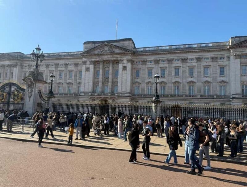 London: Top 50 Sights Walking Tour with Guide - Introduction