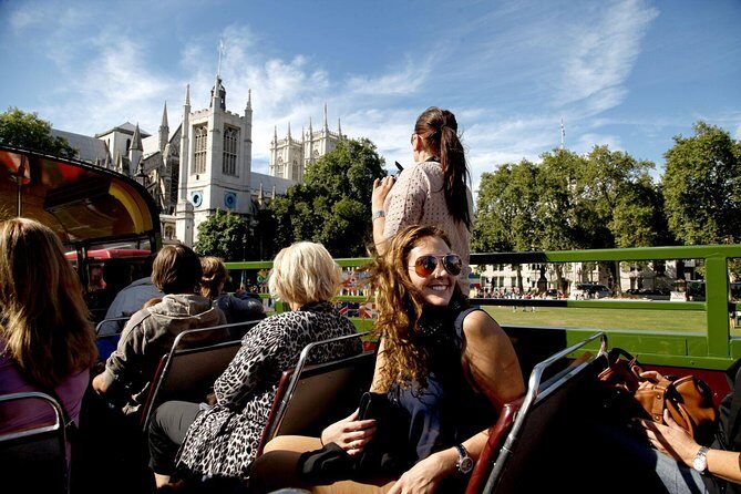 London Vintage Bus Tour with Cream Tea at Harrods - A Detailed Look at the Tour Experience