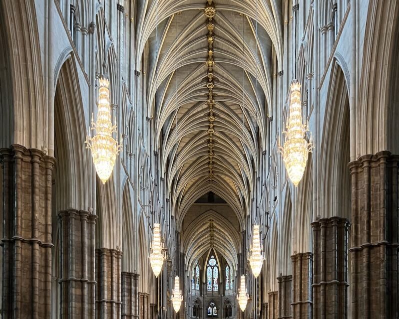 London : Westminster Abbey : The Royal Church Tour - Additional Insights from Reviews